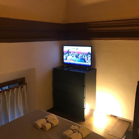 Moline Studio Appartment Болонья Экстерьер фото